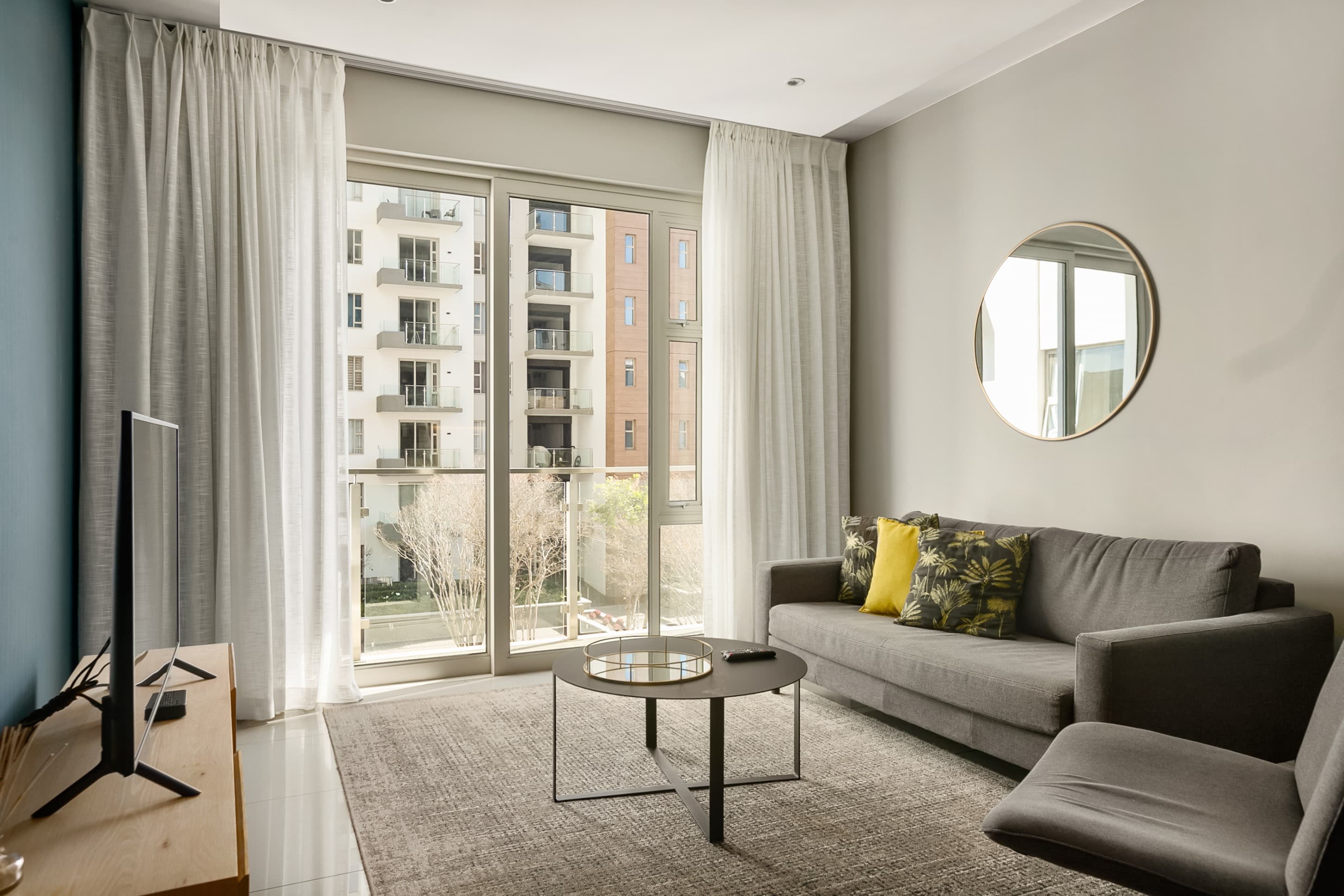 Central Rosebank Gem | Work & Relax in Style