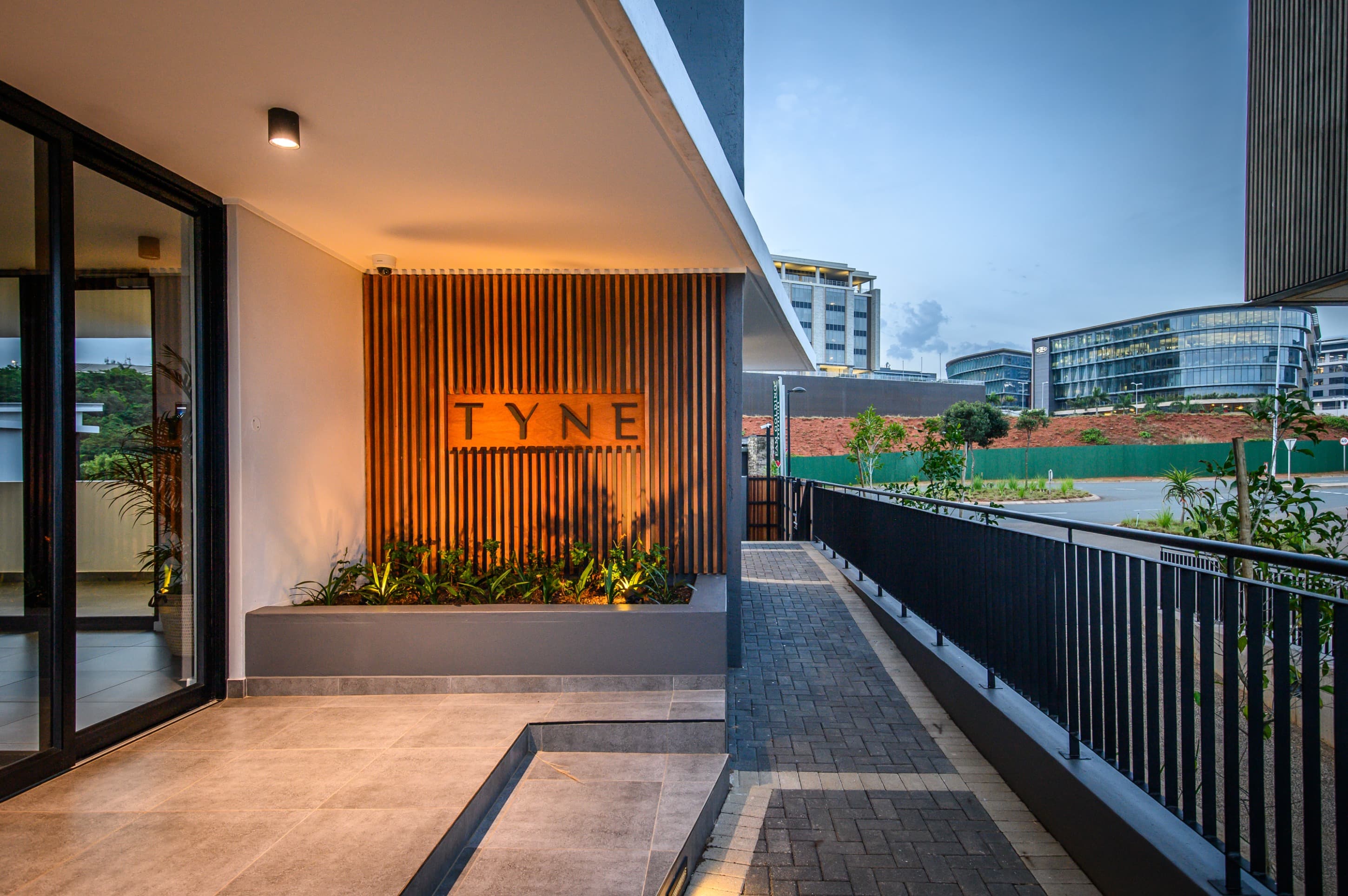 Umhlanga Ridge | Pool | Sauna | Aircon |Gym